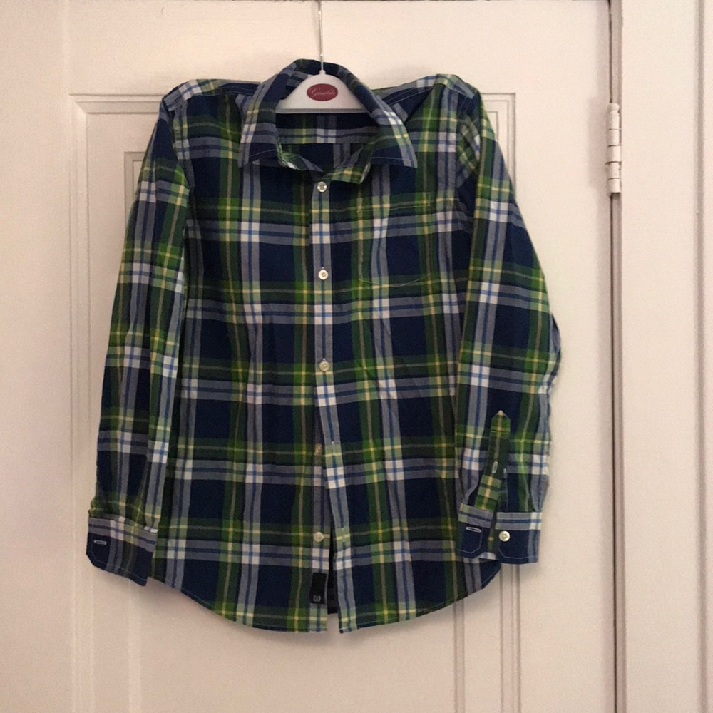 Gap plaid button down